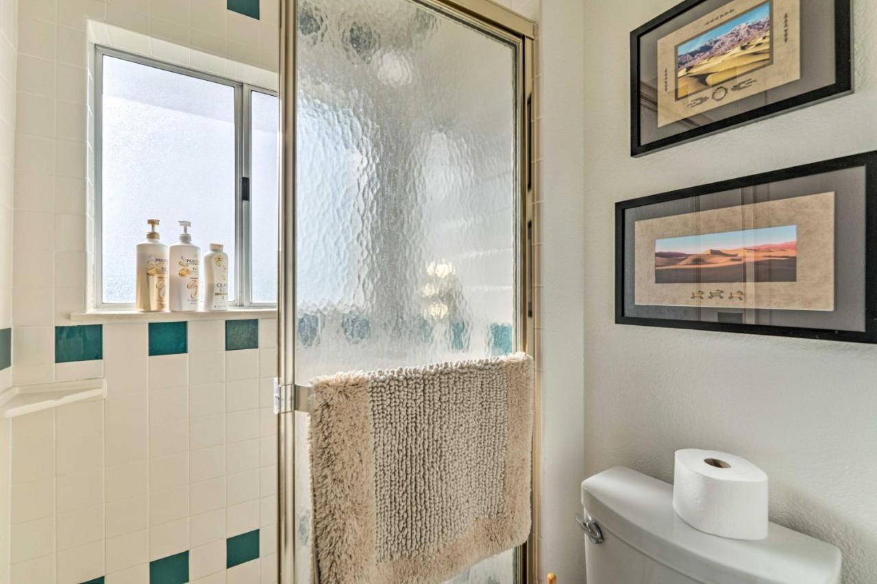 Vegas Oasis Home With Pool And Spa 7 Miles To Strip Las Vegas Eksteriør bilde